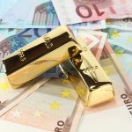 Dollar Surges Despite Partial Governmental Shutdown; Gold and Silver Rise on Safe-Haven Demand